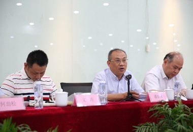 第六屆湖南省環(huán)保產(chǎn)業(yè)協(xié)會第一次常務(wù)理事會議在華時捷環(huán)保召開